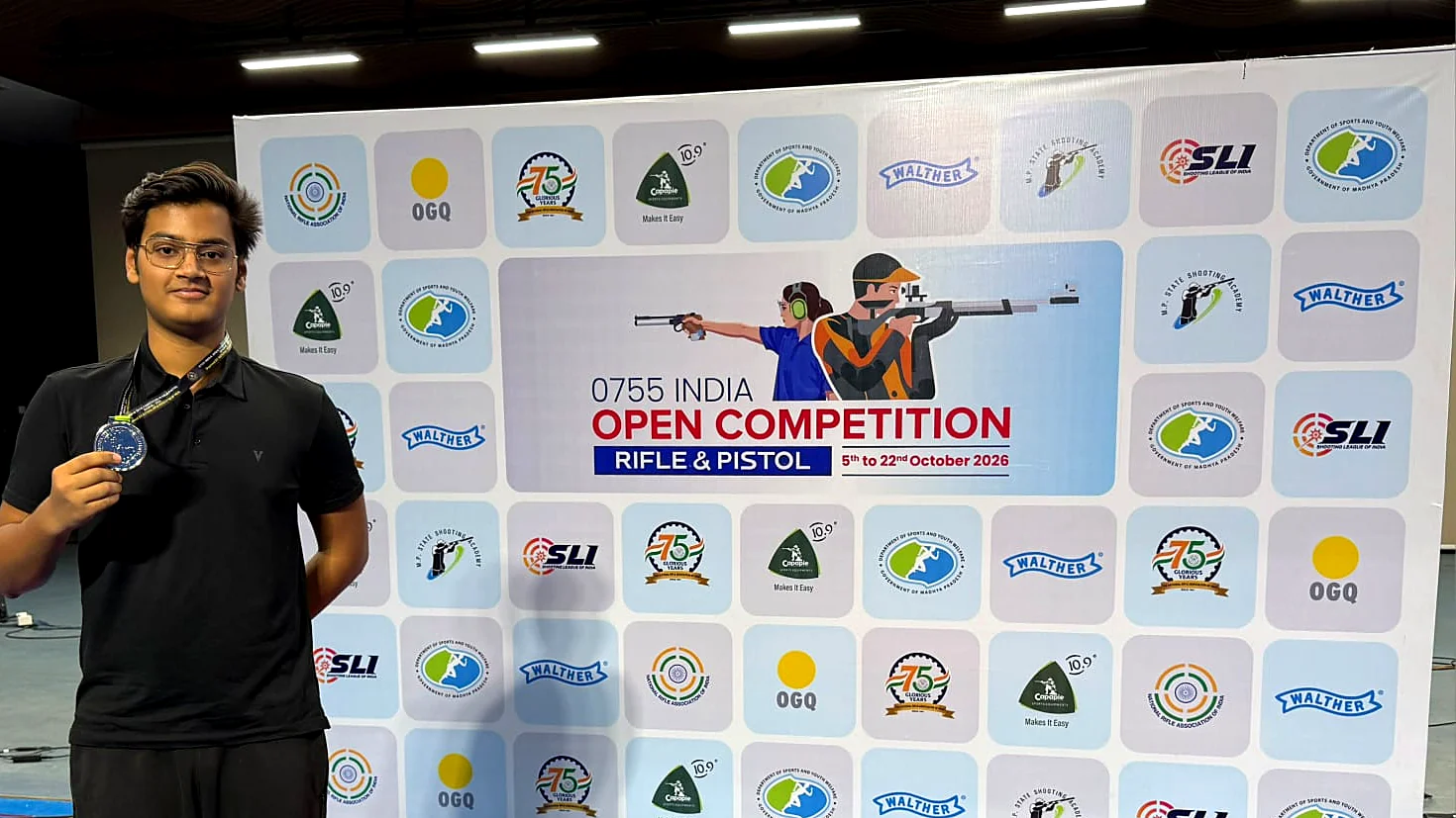 Prithvi holding his silver medal at the 0755 India Open Competition, Rifle and Pistol, held in Bhopal